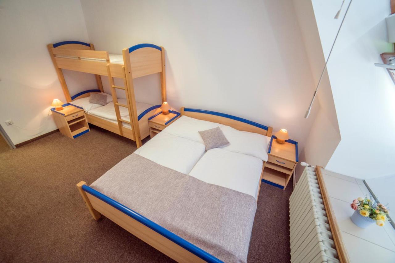 It Centrum Apartments Vrchlabí Екстериор снимка