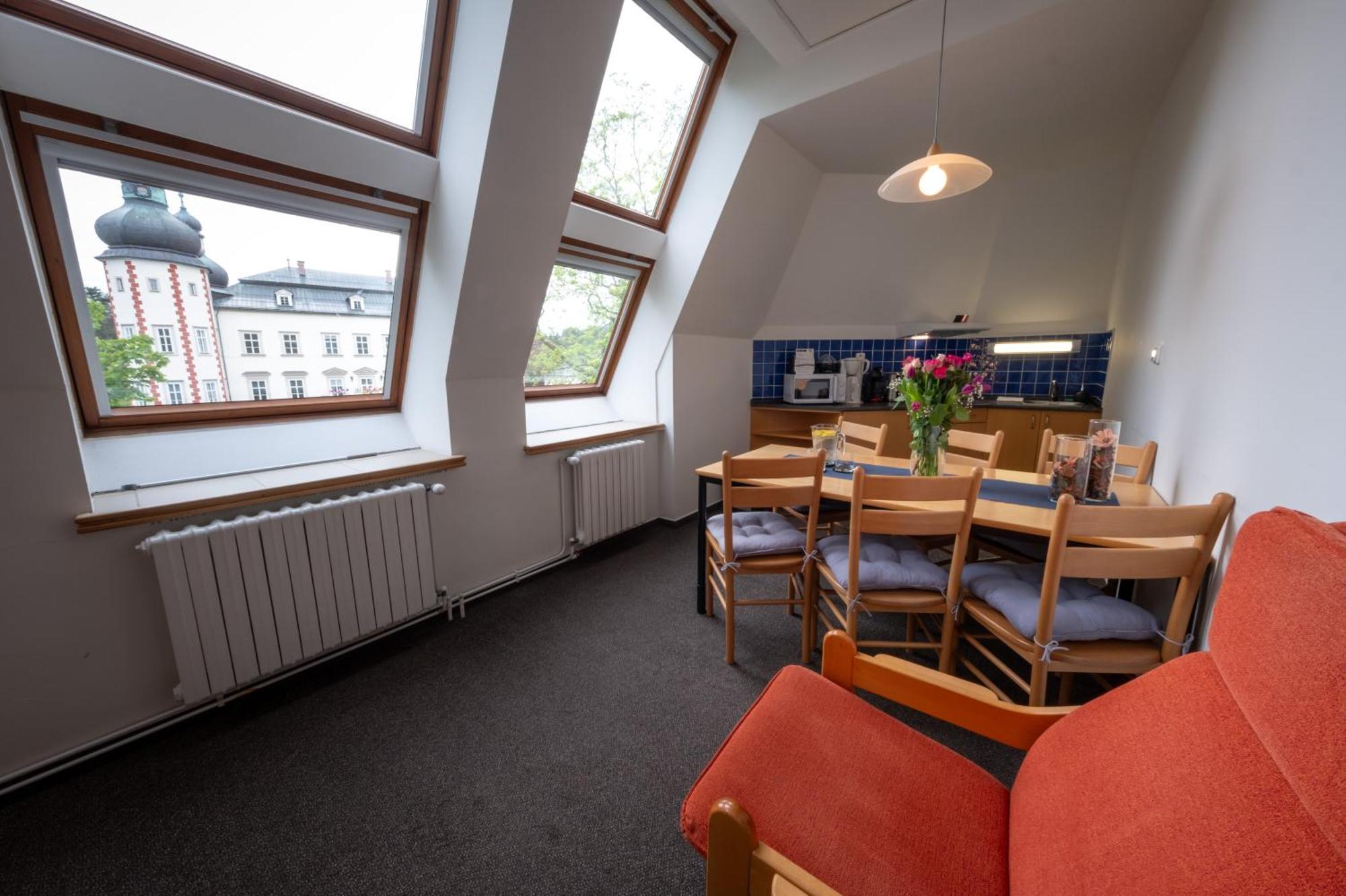 It Centrum Apartments Vrchlabí Екстериор снимка